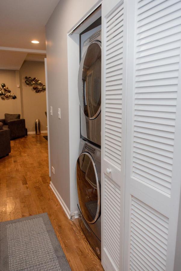 Luxurious Stay At Modern Apartment With Self Check-In Mins Frm Downtown Чикаго Экстерьер фото